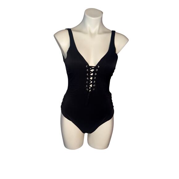 YMI Other - YMI women’s new chasing waterfall ribbed lace up swimsuit